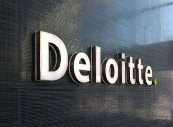 Deloitte: Σχεδιάζει να προσλάβει 400 νέους εργαζόμενους