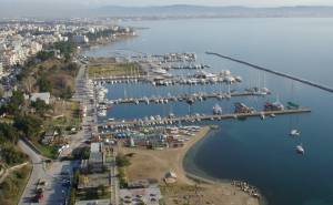 Ακύρωση του διαγωνισμού για την παραχώρηση της μαρίνας Καλαμαριάς