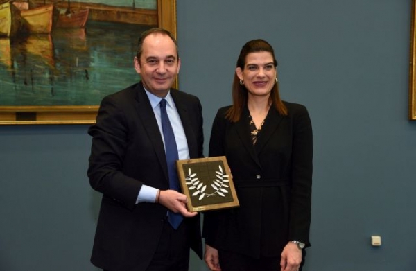 Συνάντηση κ. Γιάννη Πλακιωτάκη με την Υφυπουργό Ναυτιλίας της Κύπρου κυρία Νατάσα Πηλείδου