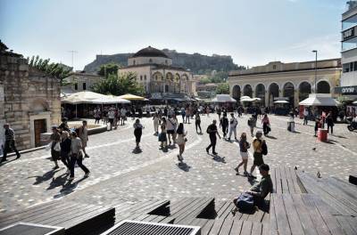 ΤτΕ: Τα 18 δις προσέγγισαν τα έσοδα από τον τουρισμό στο εννεάμηνο