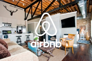 Airbnb: Μερική αποζημίωση των πελατών της παγκοσμίως