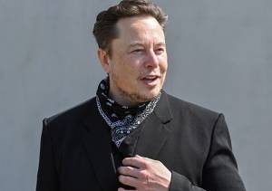 Ο Elon Musk αναγκάζει τις ασφαλιστικές εταιρείες να μειώσουν τα ασφάλιστρα των Tesla