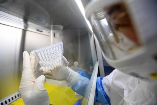 Άνοιξε η πλατφόρμα για ηλικίες 35-39 και για τα 4 διαθέσιμα εμβόλια κατά της Covid-19