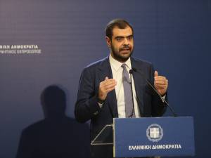Μαρινάκης για αγρότες: «Δεν γίνεται διάλογος με περιστέρια»