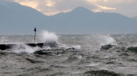 Έκτακτο δελτίο επιδείνωσης του καιρού με ενισχυμένους ανέμους και τοπικές ισχυρές καταιγίδες
