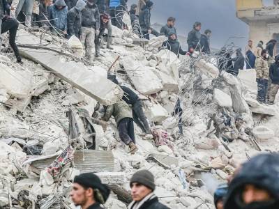 Ξεπέρασαν τους 5.000 οι νεκροί από τους σεισμούς σε Τουρκία, Συρία