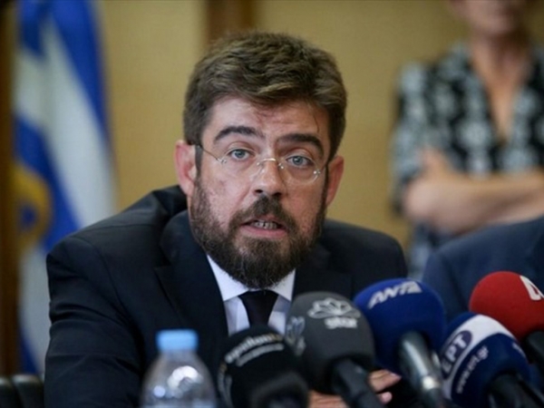 Θετικός στον κορωνοϊό με βρετανική μετάλλαξη ο πρώην υπουργός Δικαιοσύνης Μιχ. Καλογήρου
