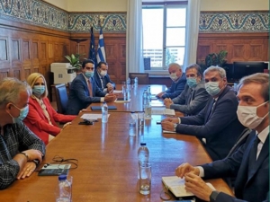 Φ. Γεννηματά: Η Κυβέρνηση μεθοδεύει τον «Θάνατο του Εμποράκου»