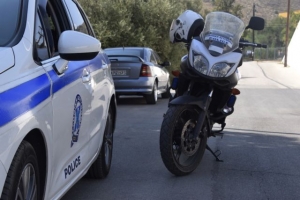 220 συλλήψεις για παραβίαση των μέτρων κατά του κορωνοϊού από την Πέμπτη