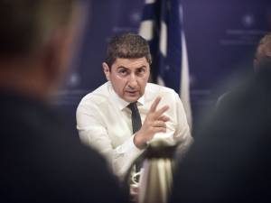Λ. Αυγενάκης: Ξεκινούν από αύριο προκαταβολές αποζημιώσεων 110 εκατ. ευρώ σε 33.088 γεωργούς της Θεσσαλίας