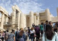 Πλώρη για πάνω από 18,2 δισ. ευρώ βάζει εφέτος ο ελληνικός τουρισμός