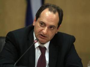Σπίρτζης: Επί ΣΥΡΙΖΑ τα τρένα ήταν ασφαλή - Οικονόμου: Θλιβερό μνημείο κυνισμού και ψεμάτων
