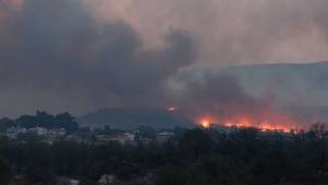 Εφιάλτης δίχως τέλος στην Αλέξανδρούπολη - Εκκενώνονται μαζικά οικισμοί