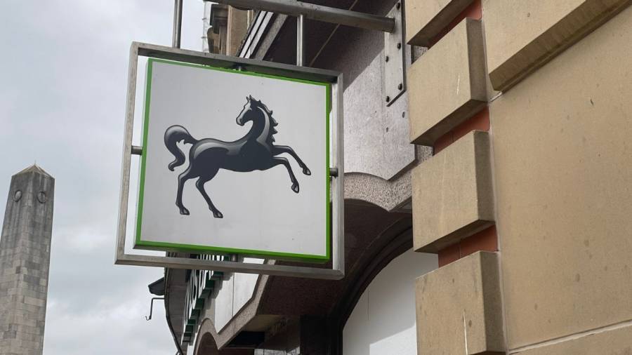 Lloyds Bank completes first digital trade transaction under new UK legislation