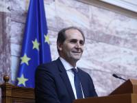 Δεν τα κατάφερε ο Απόστολος Βεσυρόπουλος - Έφυγε από τη ζωή μετά την ανακοπή καρδιάς που υπέστη