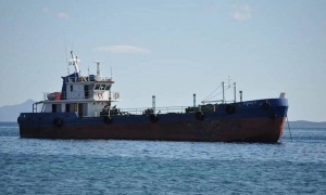 Ανασφάλιστο αναχώρησε από τον Πειραιά για τη Νιγηρία το «Στέλιος Κ» που δέχθηκε πειρατική επίθεση