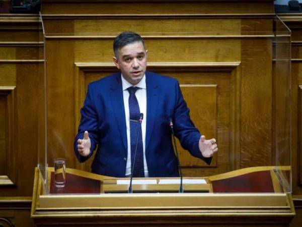 Παραιτήθηκε ο βουλευτής της ΝΔ Θέμης Χειμάρας μετά τις αποκαλύψεις