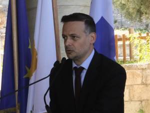 Άγνωστος Στρατιώτης: Στα Δικαστήρια ο Χάρης Δούκας για την ανάθεση της καθαριότητας σε ιδιώτη και η απάντηση ΥΠΕΘΑ