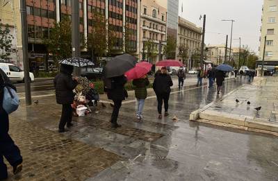 Έρχεται κακοκαιρία – εξπρές με βροχές, κεραυνούς και αφρικανική σκόνη