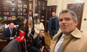 Τι απαντά ο πρόεδρος του ΔΣΑ, Δημήτρης Βερβεσός, για το «πάρτι γενεθλίων» του με 10 άτομα