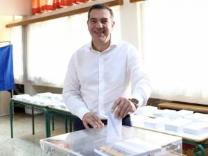 Στην Κυψέλη ψήφισε ο Αλ. Τσίπρας: «Η Αλλαγή είναι σήμερα στα χέρια του λαού μας»