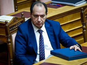 Σπίρτζης: Να ζητήσει συγγνώμη για την πισίνα ο Κασσελάκης - Μεγάλη μου τιμή αν διαγραφώ
