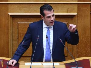 Ο Θάνος Πλεύρης νέος υπουργός Μετανάστευσης στη θέση του Μάκη Βορίδη