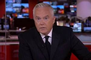 Βρετανία: Παραιτήθηκε από το BBC ο διάσημος παρουσιαστής Χιου Έντουαρντς λόγω σεξουαλικού σκανδάλου