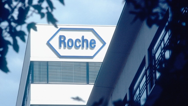 Ελπιδοφόρα αποτελέσματα από κοκτέιλ θεραπείας της Roche για την Covid-19