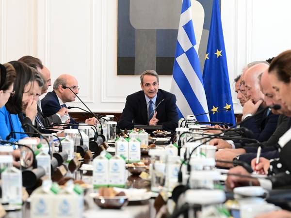 Βία ανηλίκων: Αλλάζουν οι ποινές και για τους γονείς
