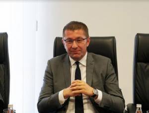 Μίτσκοσκι: Αρνείται να χρησιμοποιήσει το όνομα της Βόρειας Μακεδονίας