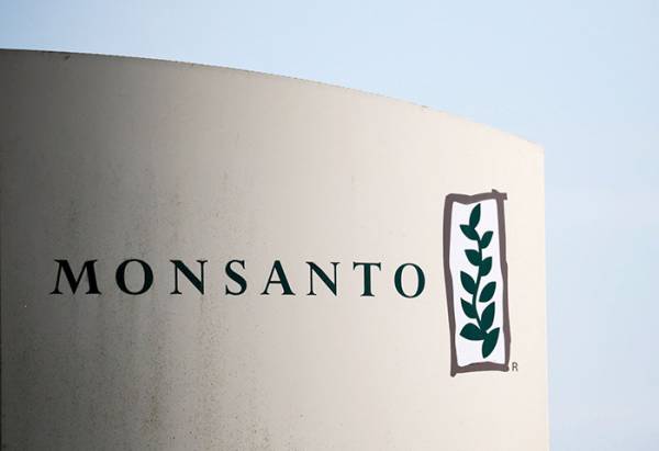 Monsanto: Πρόστιμο 857 εκατ. δολ. για την έκθεση πολιτών σε «αιώνια» χημικά PCB