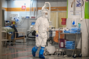 Ισραήλ: Από τους 143 νοσηλευόμενους ασθενείς με μέτρια ή βαριά συμπτώματα, το 58% ήταν εμβολιασμένοι
