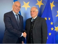 Στο Στρατιωτικό Φυλάκιο 1 στις Καστανιές Έβρου Ν. Δένδιας και Ζ. Μπορέλ