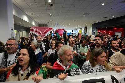 Στην Ελλάδα οι 27 Έλληνες ακτιβιστές από το Ισραήλ