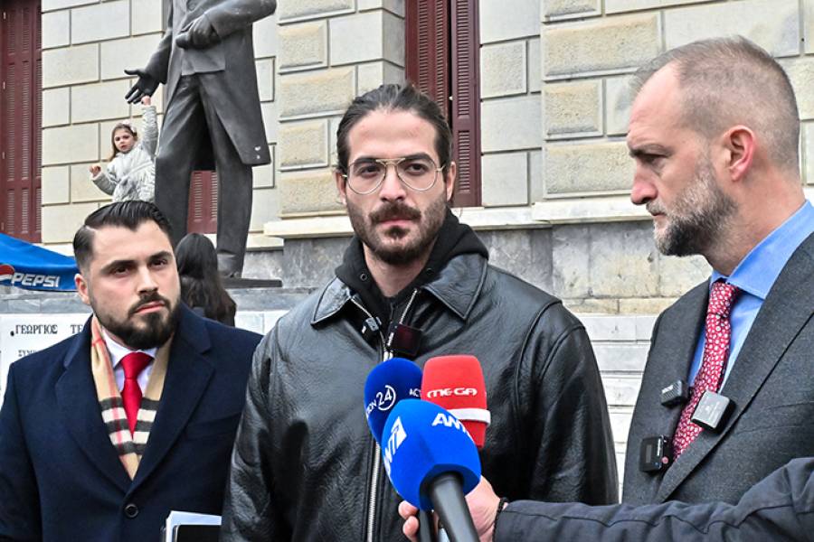 Ελεύθερος αφέθηκε μέχρι τη Δευτέρα ο Άρης Μουγκοπέτρος