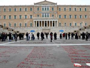 Χάρης Δούκας: «Τα ονόματα των θυμάτων των Τεμπών δε θα σβηστούν ποτέ από τη συλλογική μας μνήμη»