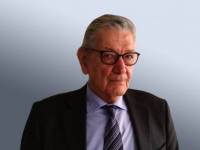 Η παγίδα του μεσαίου εισοδήματος - Τι μπορεί να συμβεί σε μια οικονομία με κλειστούς θεσμούς και συντεχνιακή δομή