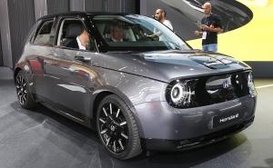 Honda e: Έρχεται στην Ελλάδα τον Σεπτέμβριο