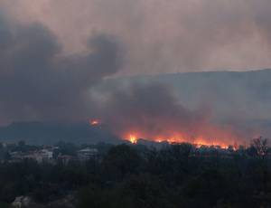 Νέες καταβολές προς τους πληγέντες από τις πυρκαγιές του καλοκαιριού