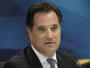 Τροχαίο ατύχημα για τον υπουργό Ανάπτυξης Άδωνι Γεωργιάδη