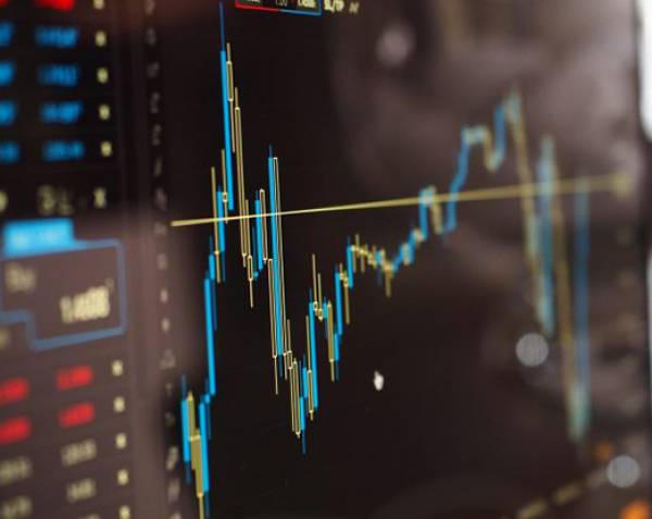 Υποχώρησαν στα 21,34 δισ. ευρώ τα υπό διαχείριση κεφάλαια των θεσμικών επενδυτών το β΄ τρίμηνο