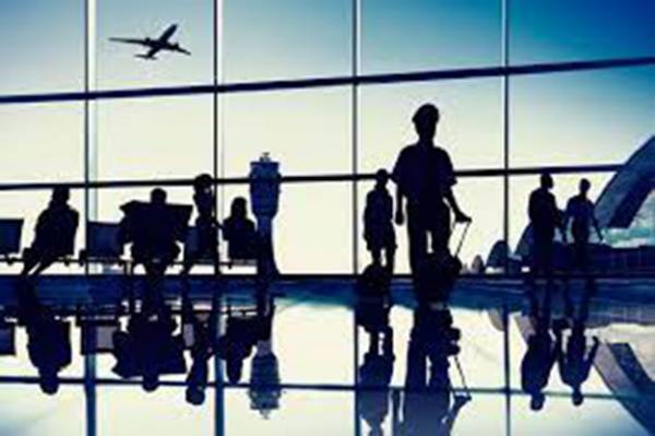 ACI Europe: Η επιβατική κίνηση θα ανακάμψει πλήρως το 2025
