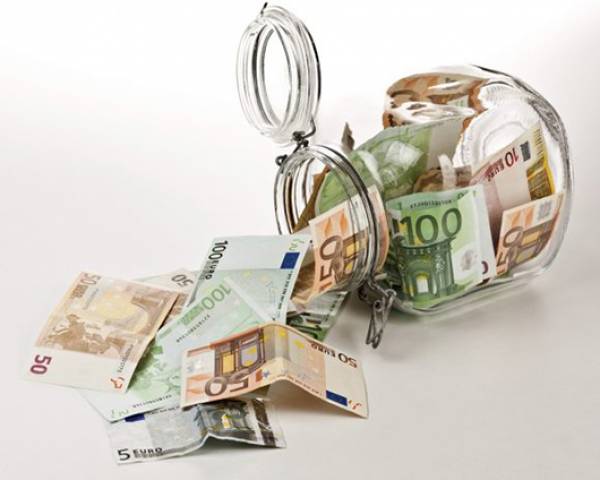 ΤτΕ: Αύξηση κατά 4,29 δισ. ευρώ παρουσίασαν οι καταθέσεις του ιδιωτικού τομέα τον Δεκέμβριο