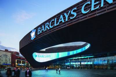 Πρόστιμο 10 εκατ. δολαρίων στην Barclays για αδιαφάνεια σχετικά με τις προμήθειες καρτών