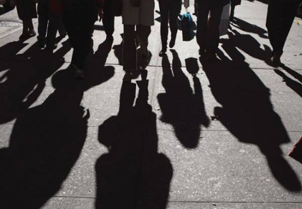 Ξεκινούν σήμερα οι αιτήσεις για 300 διαθέσιμες επιδοτούμενες θέσεις εργασίας για ανέργους 30 ετών και άνω στην Αττική