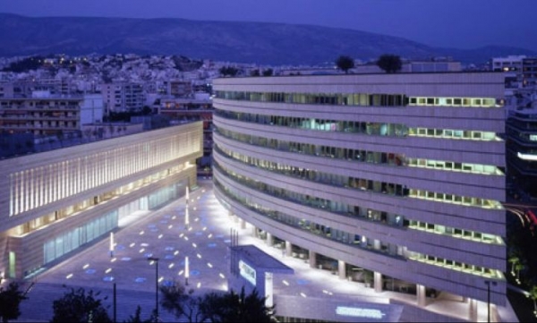 «Παγώνει» η πώληση της Εθνικής Ασφαλιστικής;