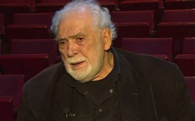 Ο Κώστας Καζάκος δωρίζει το σώμα του στην Ιατρική Σχολή Αθηνών
