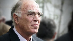 Αποσωληνώθηκε ο Βασίλης Λεβέντης - Σταθερή η κατάστασή του