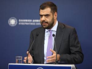 Μαρινάκης: Στόχος ο κατώτατος μισθός να φτάσει τα 950 ευρώ
